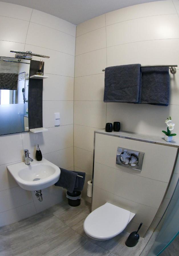 Gaestehaus Strauss โรดเกา ภายนอก รูปภาพ